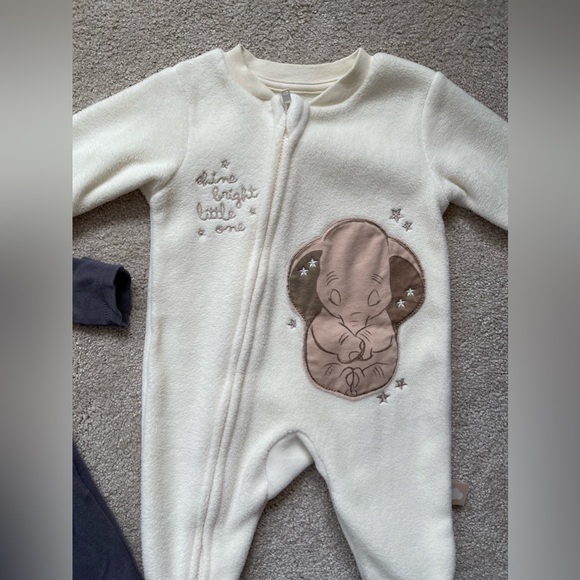 Dumbo Tiny baby Bundle - Picture 2 of 5